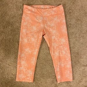 Lou & Grey Crop Workout Leggings- Women’s Large